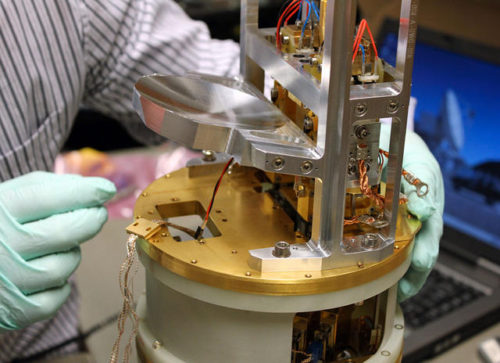 This picture shows one of the first six Band 5 receiver cartridges built for the Atacama Large Millimeter/submillimeter Array (ALMA). Extremely weak signals from space are collected by the ALMA antennas and focussed onto the receivers, which transform the faint radiation into an electrical signal. The Band 5 receivers detect electromagnetic radiation with wavelengths between about 1.4 and 1.8 millimetres (211 and 163 gigahertz).The receivers were originally designed, developed, and prototyped by Onsala Space Observatory’s Advanced Receiver Development group, based at Chalmers University of Technology in Gothenburg, Sweden, in collaboration with the Rutherford Appleton Laboratory, UK, and ESO, under the European Commission (EC) supported Framework Programme FP6 (ALMA Enhancement)