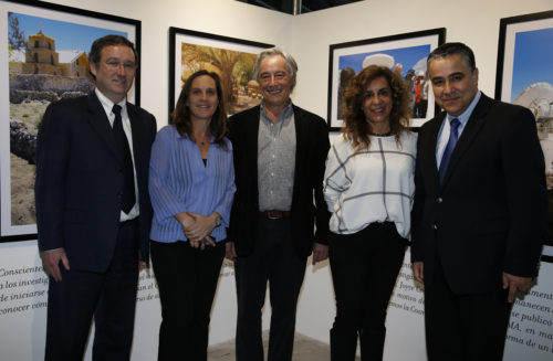 Santiago 06 de Octubre 2015 Inauguracion exposicion ¨ALMA explorando nuestros origenes cosmicos¨. Andres Wallis, Valeria Foncea, Pierre Cox, Patricia Hasbun y Claudio Muñoz. Martin Thomas/AgenciaUno