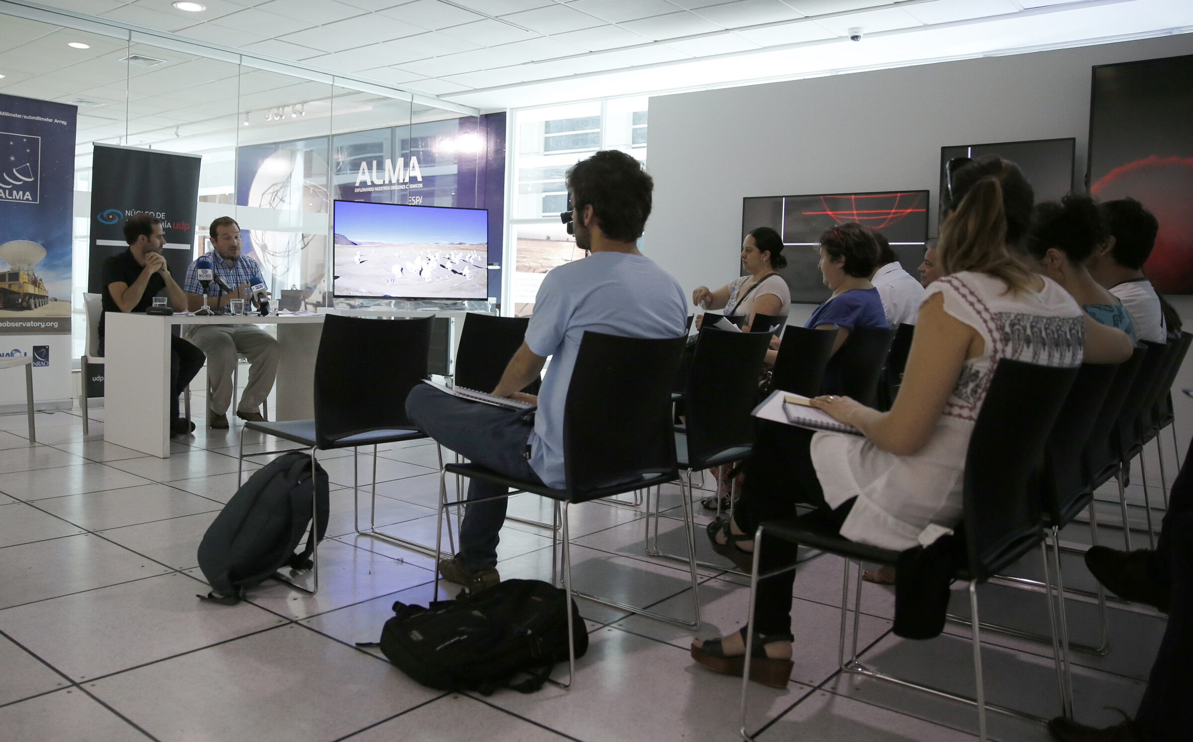 Conferencia ALMA