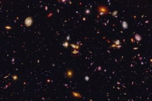 Entrevista con el astrónomo Fabian Walter, quien explica las recientes observaciones del campo ultraprofundo Hubble realizadas con ALMA