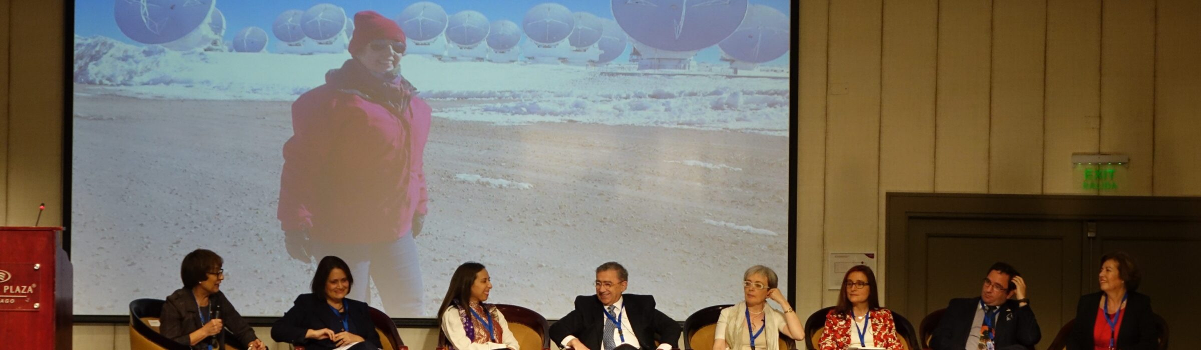 Ministra de la Mujer promueve equidad de género en ciencias y tecnologías