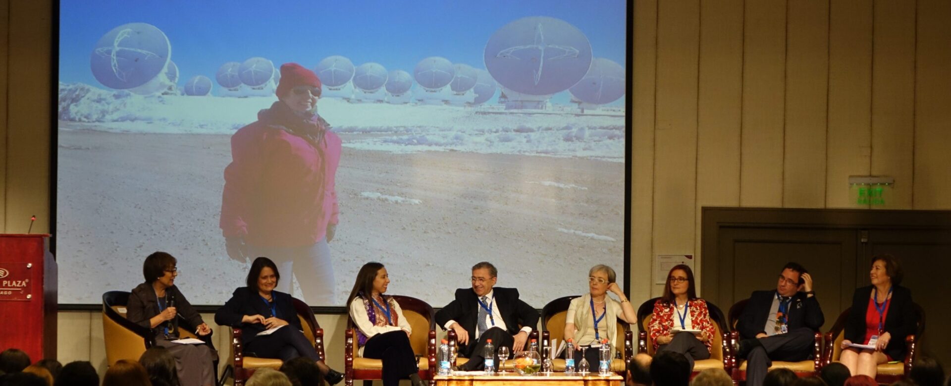 Ministra de la Mujer promueve equidad de género en ciencias y tecnologías