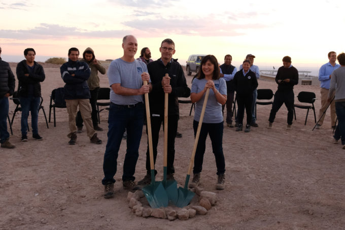 Phil Jewell, Sean Dougherty & Paulina Bocaz. Crédito: R. Bennett - ALMA (ESO/NRAO/NAOJ)