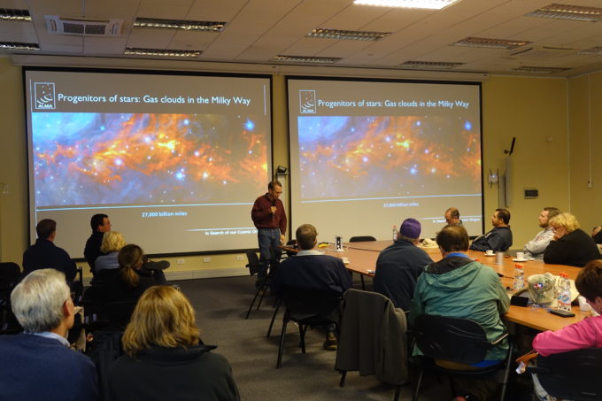 ALMA Observatory Scientist, John Carpenter, explained to the North American Congressmen the capacity of the observatory and the discoveries reached. Credit: D. Vidal, - ALMA (ESO/NAOJ/NRAO)