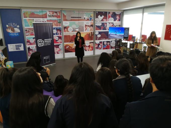 Gabriela Mistral Library in la Serena (northern Chile) is presenting ExpoALMA and also carrying out complementary activities such as talks and workshops. Credit: R. Acuña - Biblioteca Regional Gabriela Mistral