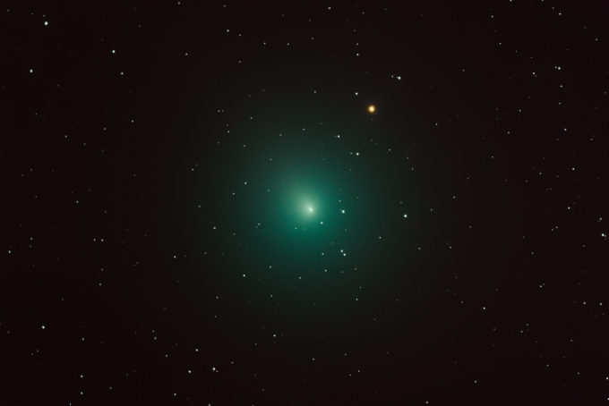 Imagen óptica del cometa 46P / Wirtanen tomada desde Chiefland, Florida, el 4 de diciembre de 2018. Detalles de la cámara: cámara Canon 6D, telescopio astrógrafo MN190mm. Crédito: Derek Demeter, Emil Buehler Planetarium