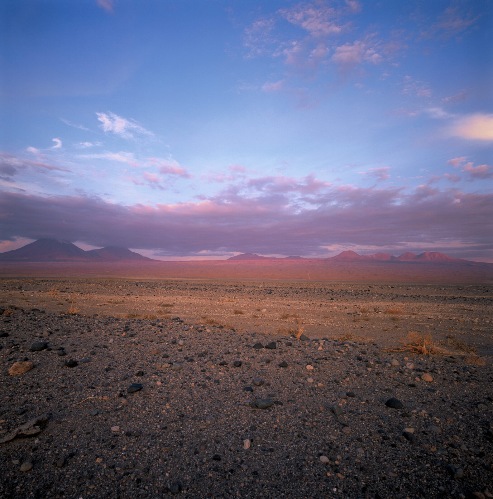 Vista lejana del área del llano de Chajnantor