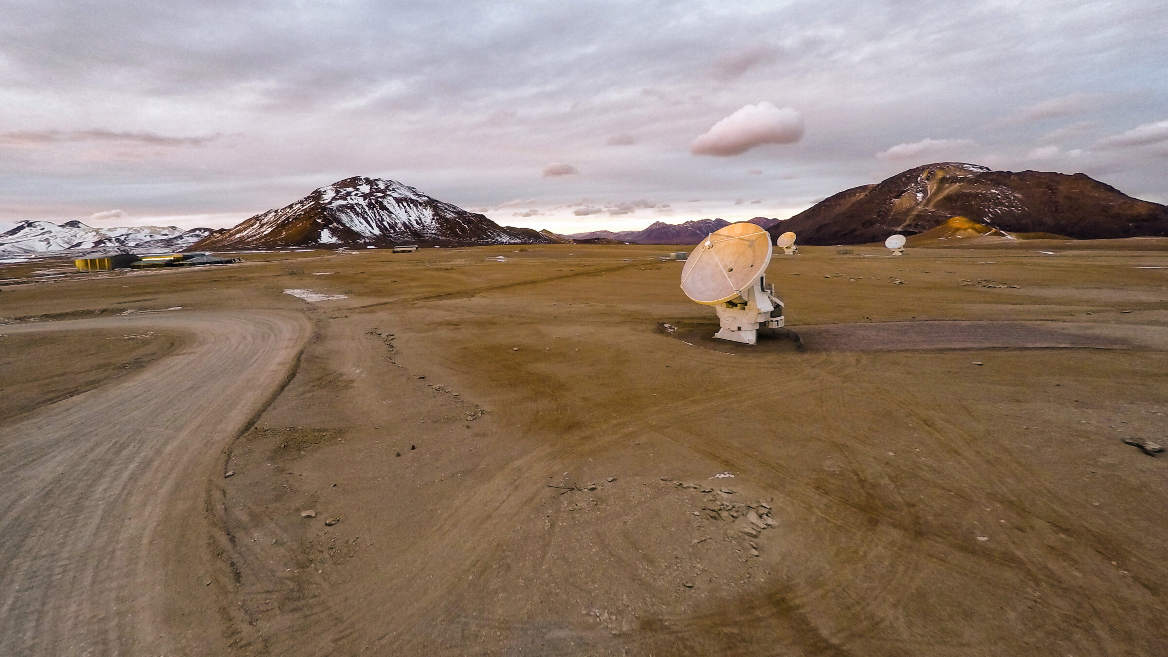Lonely dish in Chajnantor Plateau