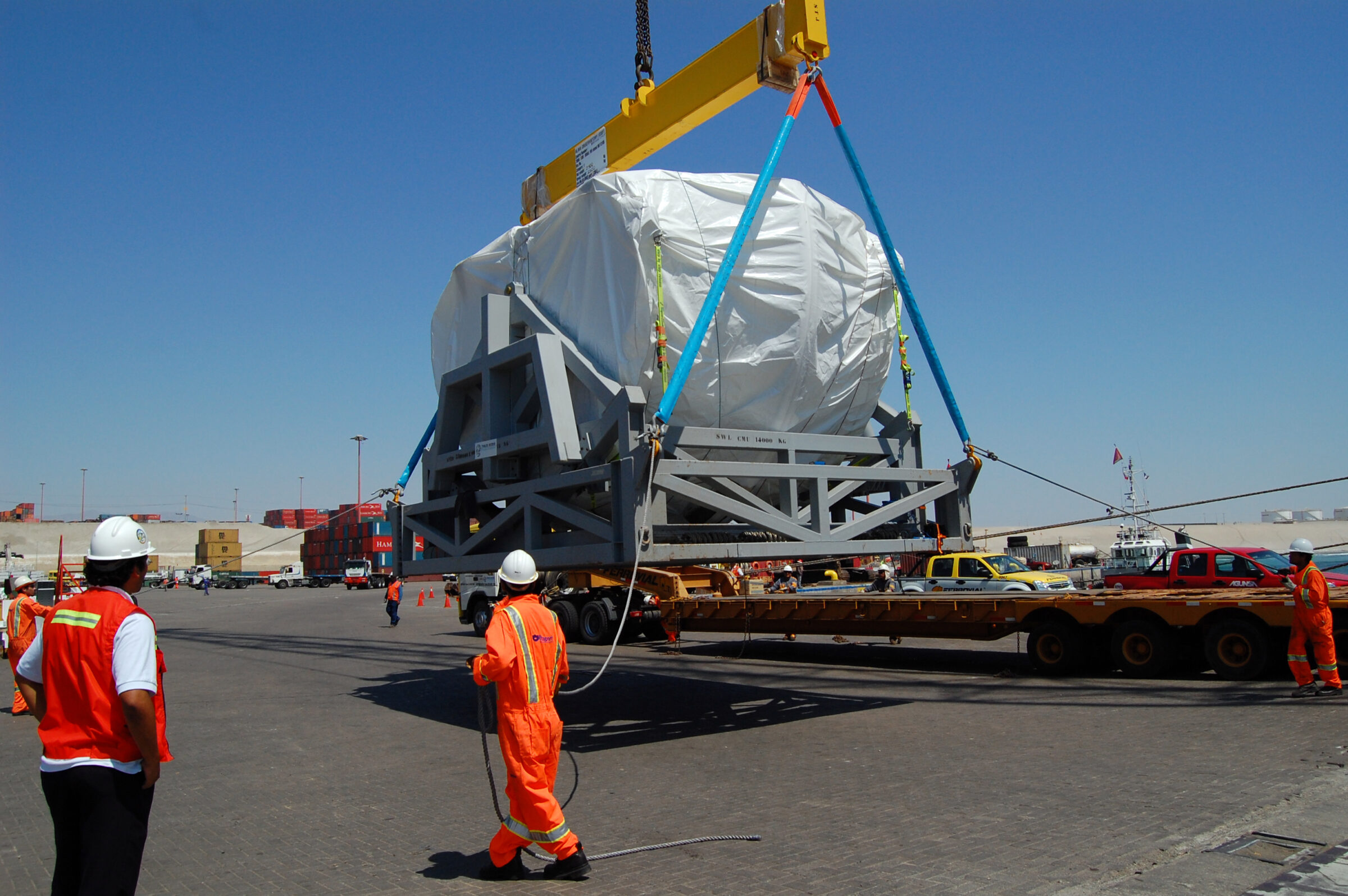La primer antena llega a Mejillones