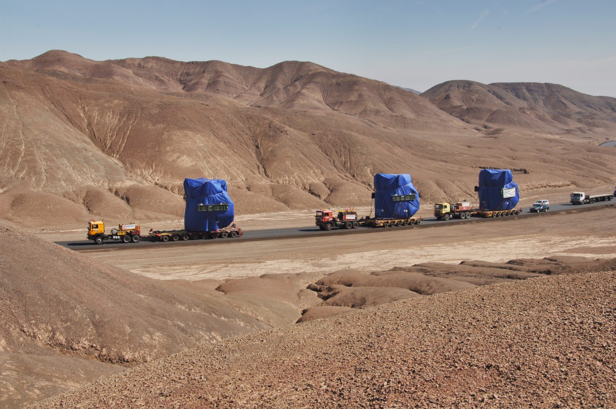 The arrival of the first three Japanese antennas