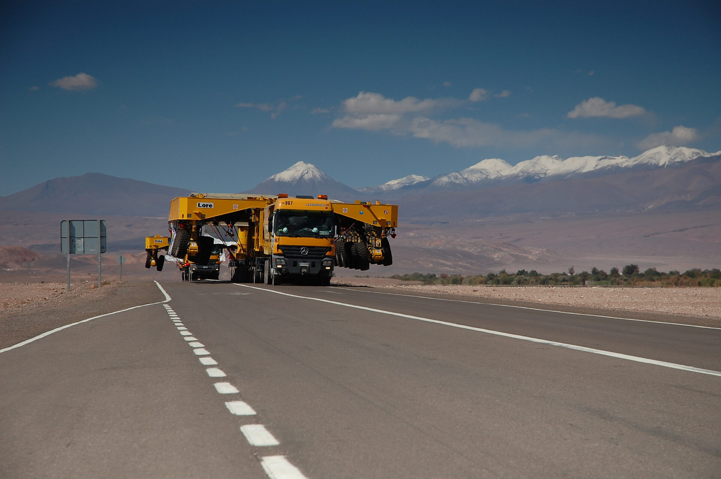 ALMA antenna transporters, Otto and Lore