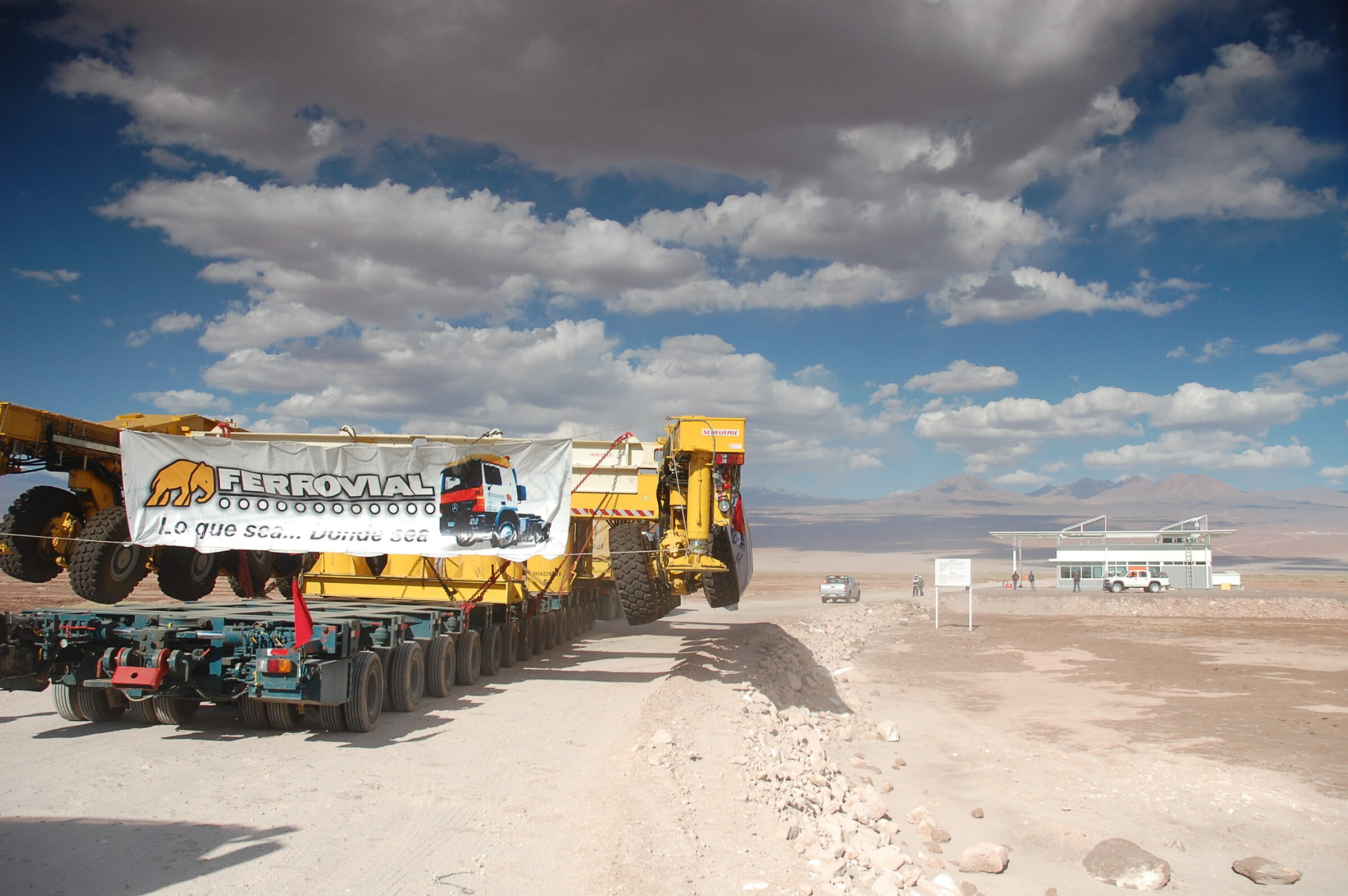 ALMA antenna transporters, Otto and Lore