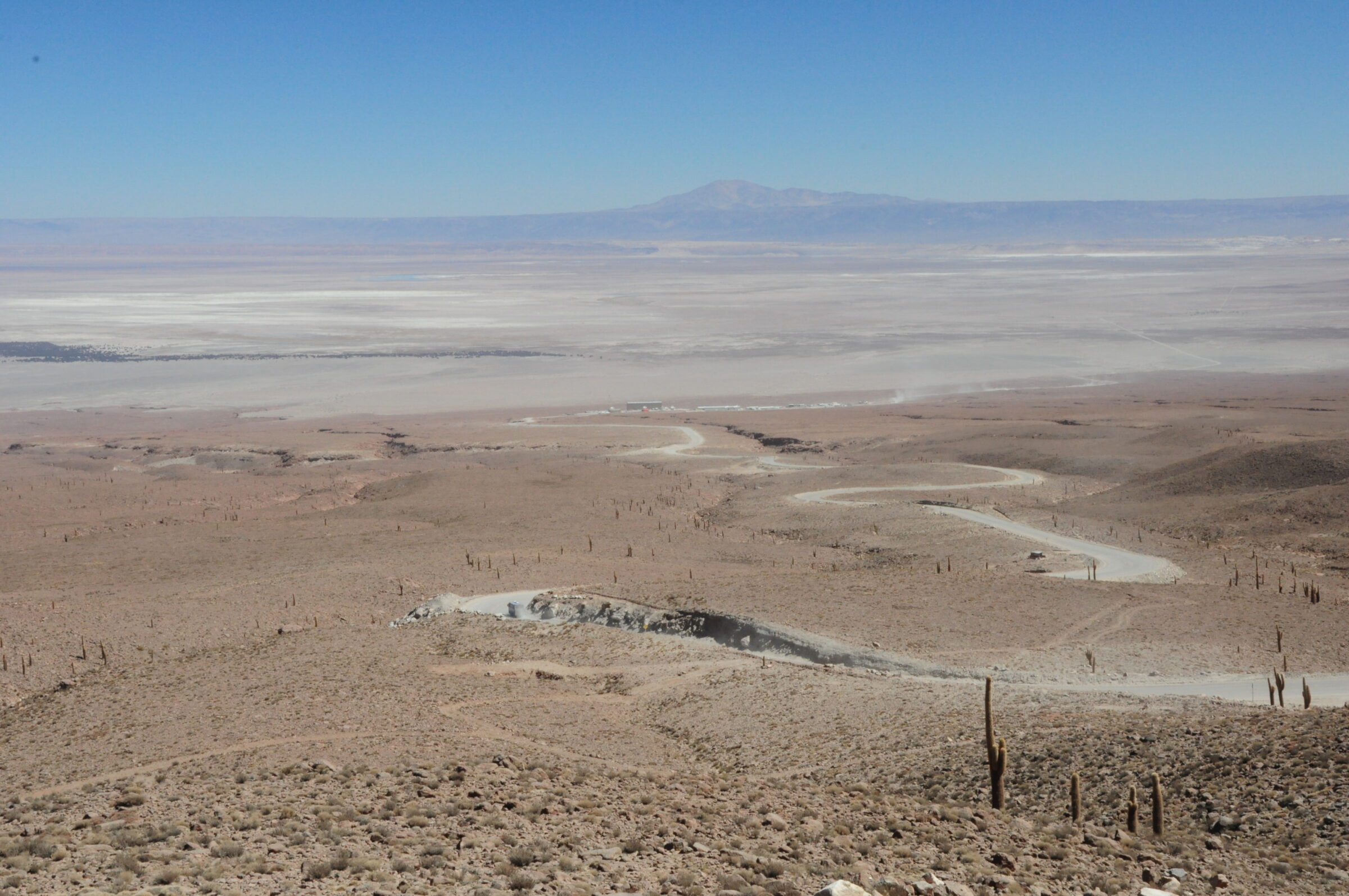 The road that connects the OSF to Chajnantor.