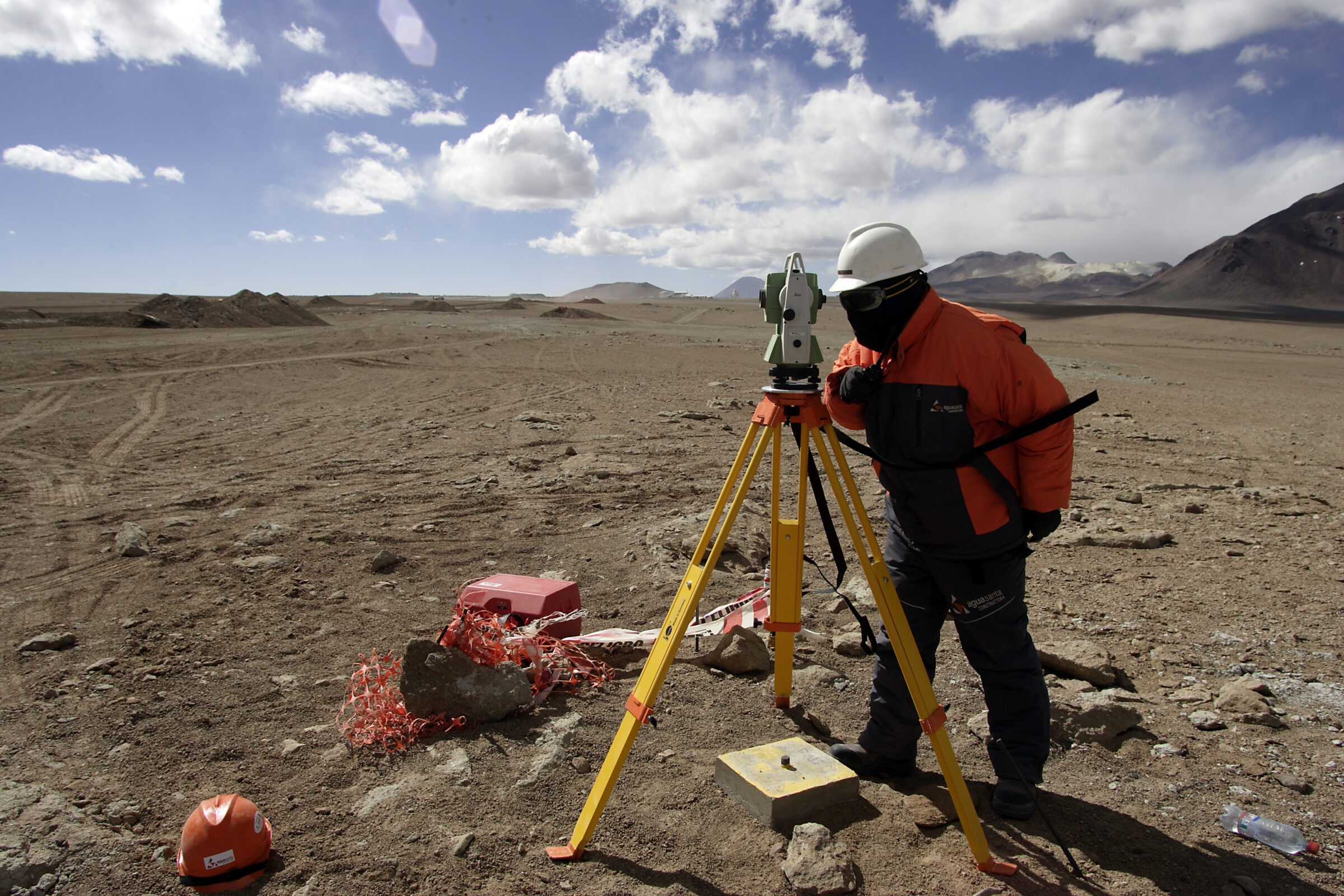 Durante gran parte de la construcción del AOS