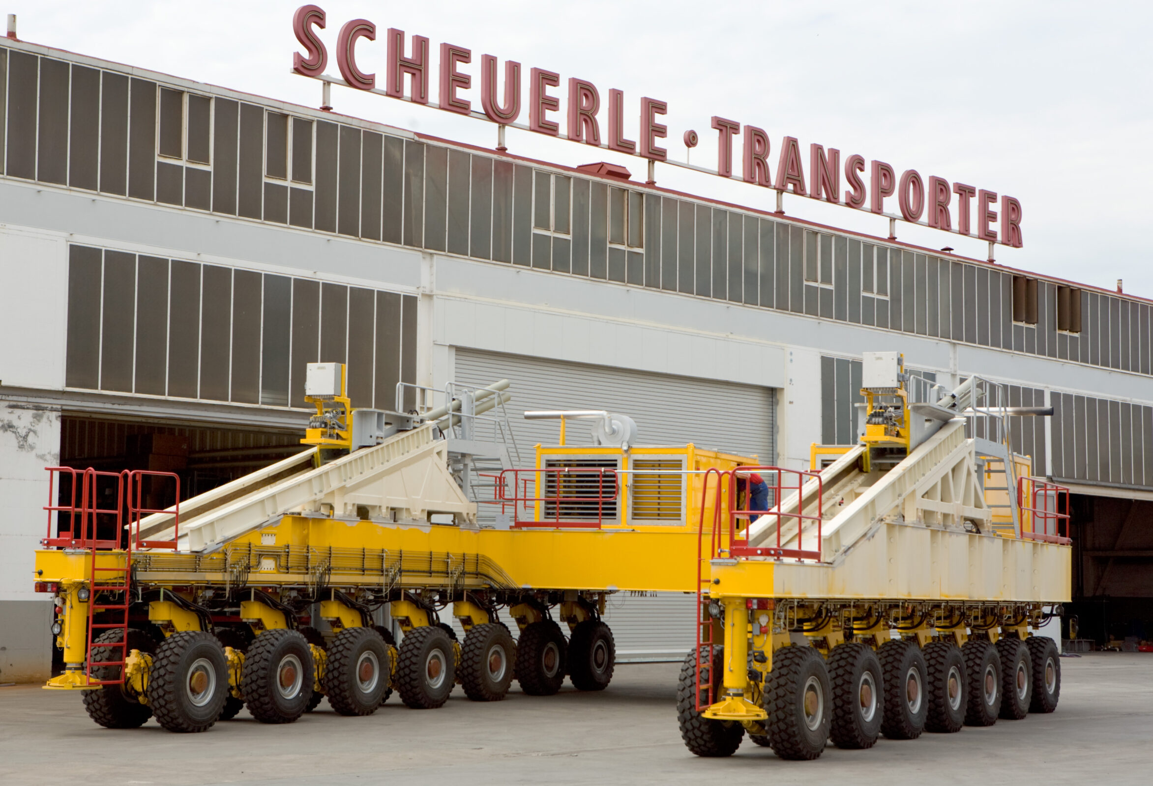 ALMA antenna transporters