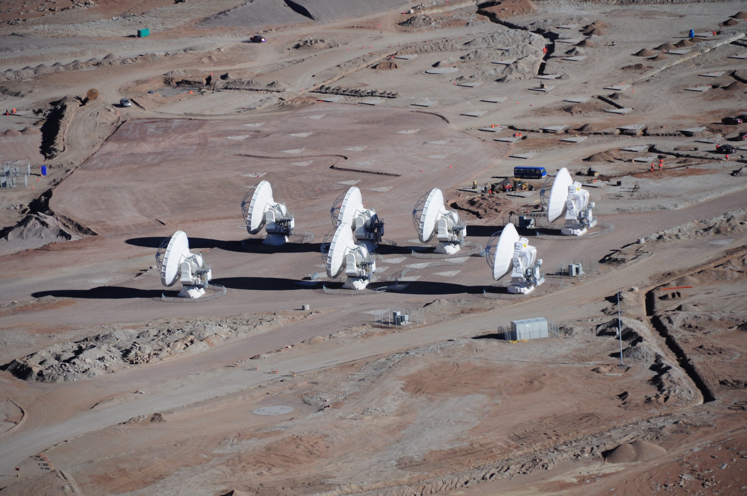 Workers near the ALMA central cluster