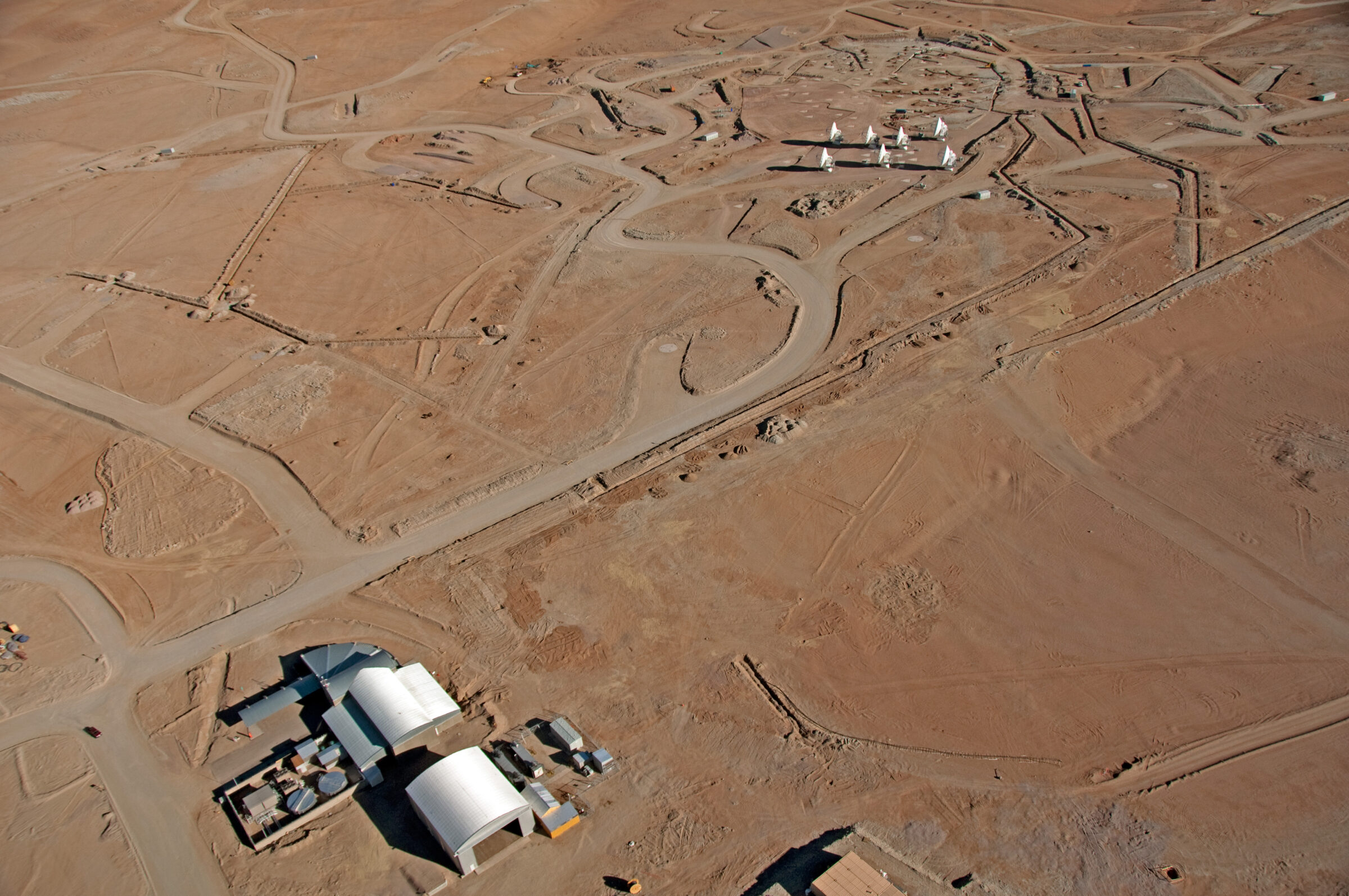 Flying above the ALMA AOS