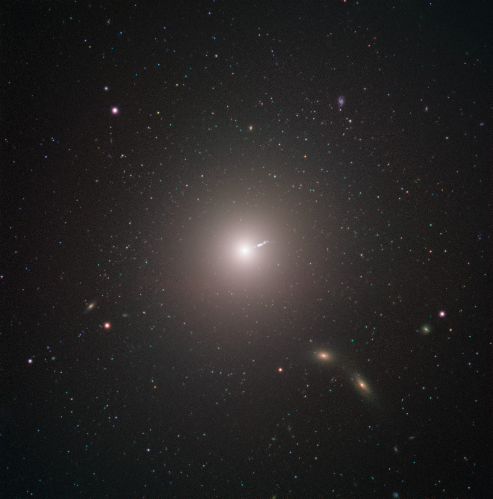 Messier 87 captada por el VLT (Very Large Telescope) de ESO. Crédito: ESO