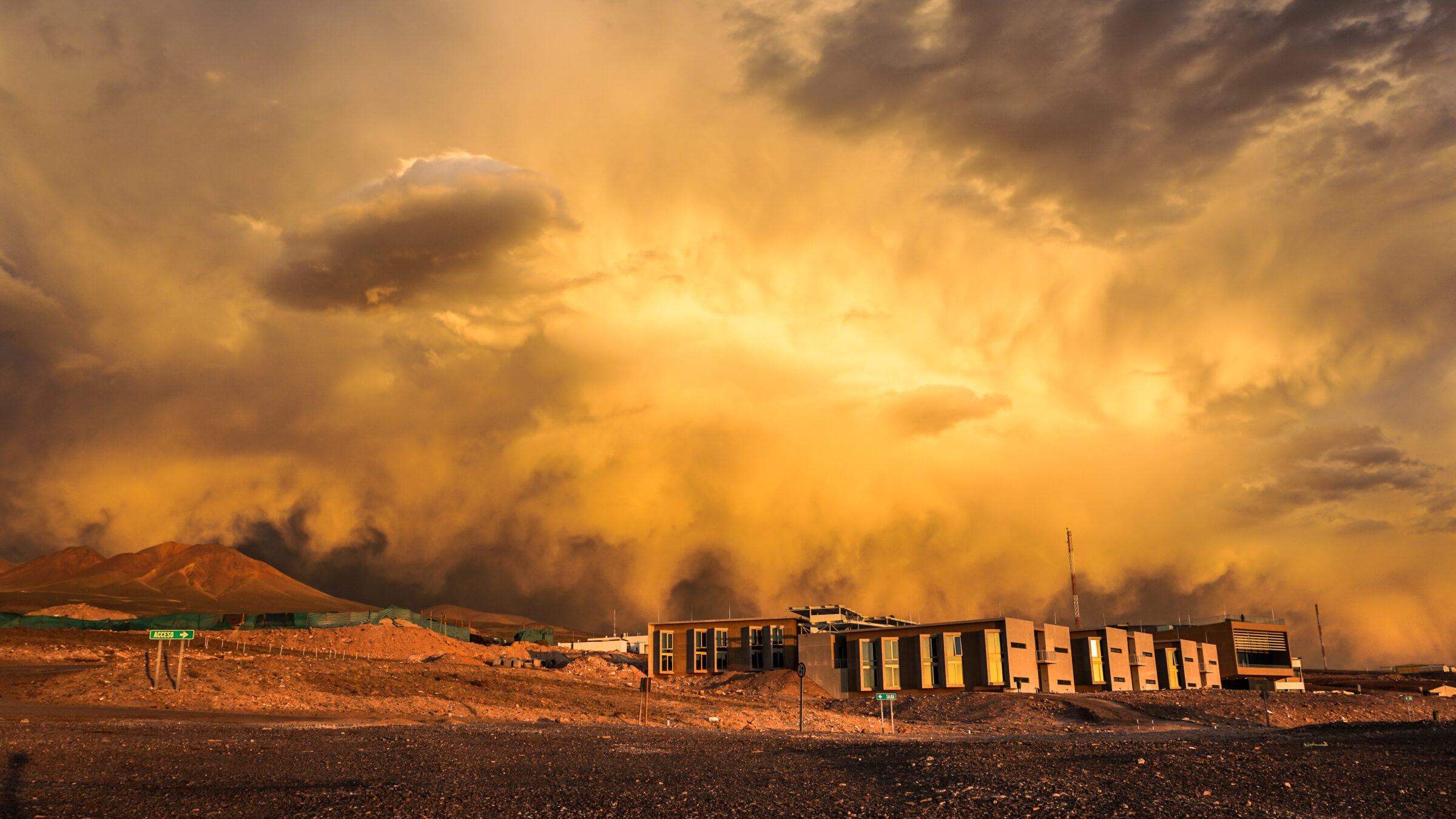 Beautiful Cloudy Chaos