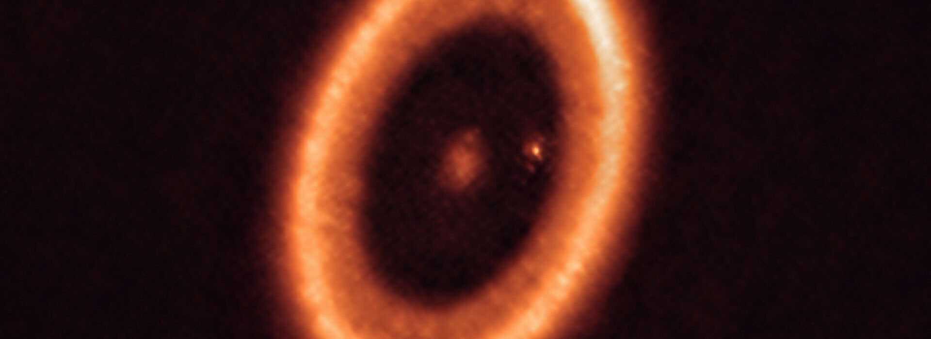 Primera detección inequívoca de un disco formador de lunas alrededor de un exoplaneta