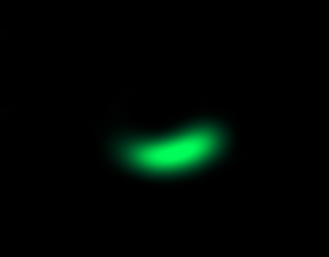 Esta imagen obtenida por ALMA (Atacama Large Millimeter/submillimeter Array) muestra la trampa de polvo en el disco que rodea al sistema Oph-IRS 48. La gran asimetría de la emisión de polvo entre las partes norte y sur del disco (de al menos un factor 130) indica la presencia de esta trampa de polvo, que proporciona un refugio para las pequeñas partículas del disco, permitiendo que se agrupen y crezcan hasta alcanzar tamaños que les permitan sobrevivir por sí solas. Crédito: ALMA (ESO/NAOJ/NRAO)/Nienke van der Marel