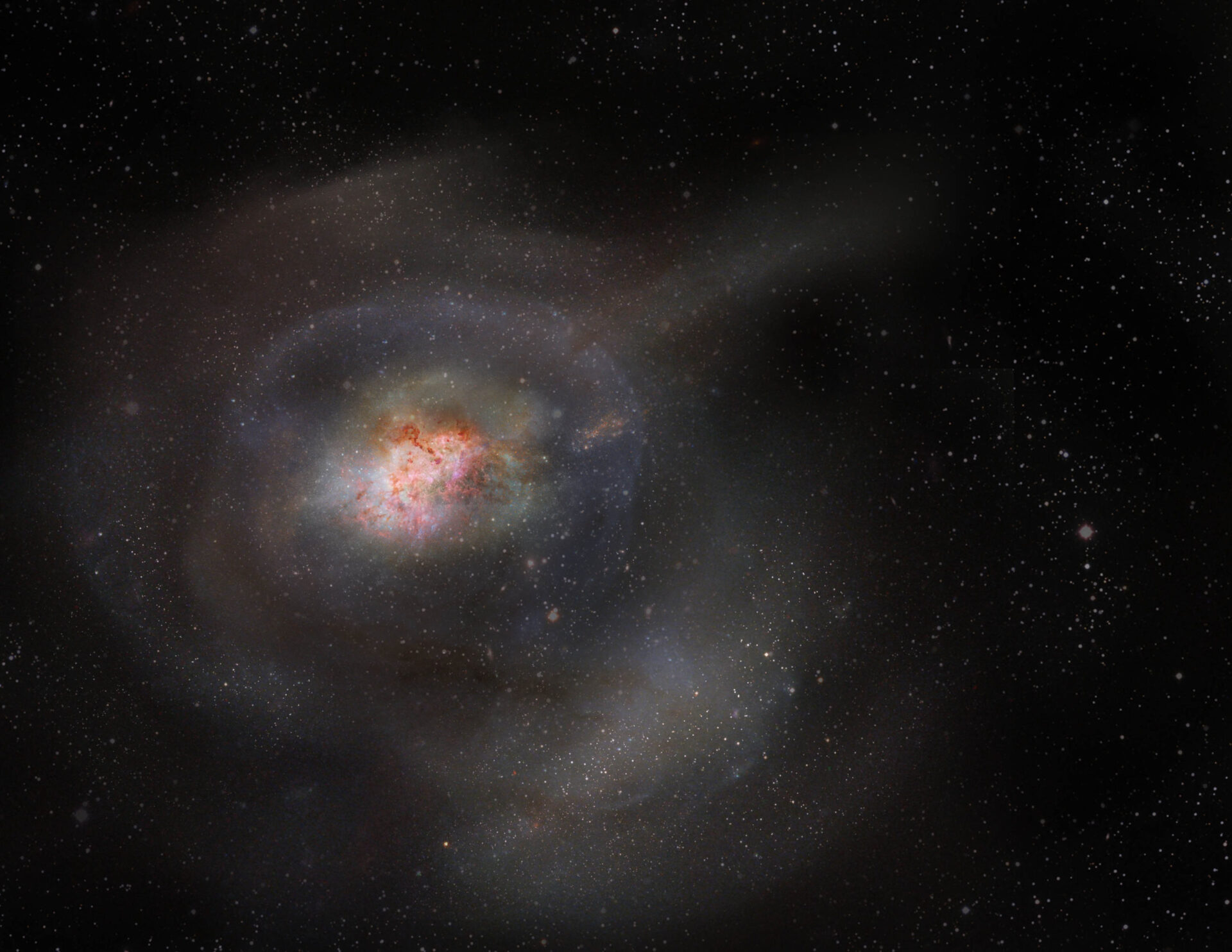 <p>Post-starburst galaxies, or PSBs, were previously thought to expel all of their gas in violent outbursts, leading to dormancy, a time when galaxies stop forming stars. But scientists using the Atacama Large Millimeter/submillimeter Array (ALMA) found that instead, PSBs condense and hold onto this turbulent gas, and then don't use it to form stars. This artist's impression highlights the compactness of molecular gas in a PSB and its lack of star formation. Credit: ALMA (ESO/NAOJ/NRAO)/S. Dagnello (NRAO/AUI/NSF)</p>
