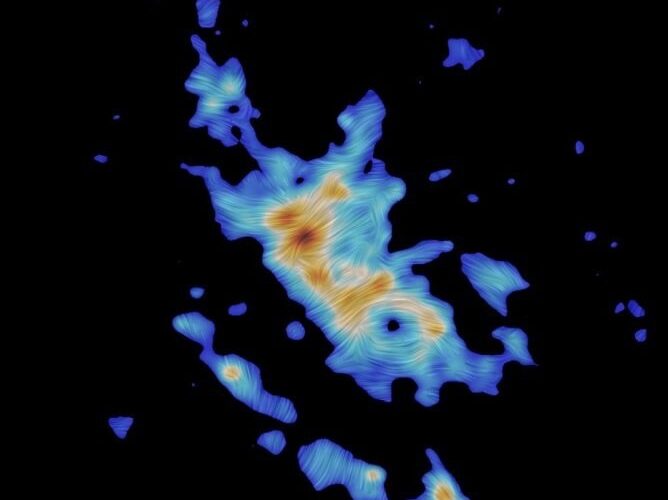 ALMA revela que la turbulencia podría dominar a los campos magnéticos en las semillas de cúmulos estelares masivos